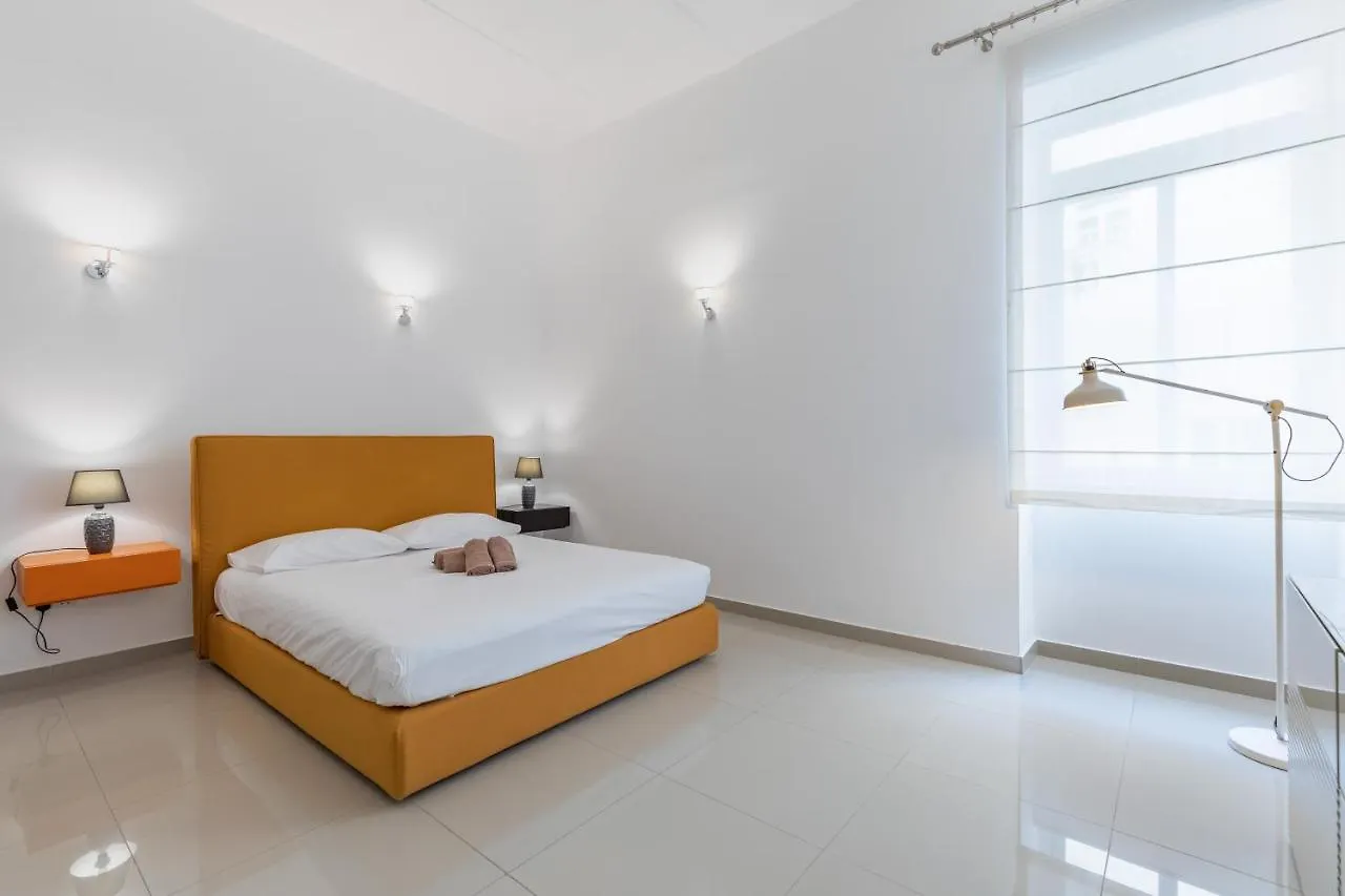 Unique Four Bedroom Townhouse One Minute Away From The Seafront Sliema 0*,  Malta